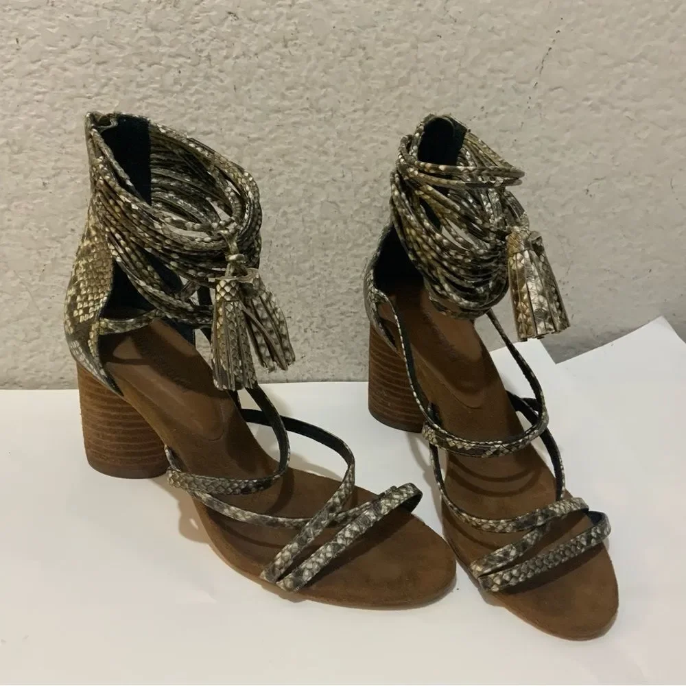 Jeffrey Campbell Womens Snakeskin Despina Heels Sandals size 7